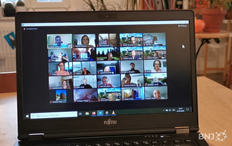 Une trentaine de personnes s'est réunie...à distance pour un « carnotzet virtuel » .