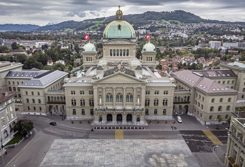 La droite progresse légèrement selon un nouveau sondage sur les élections fédérales 2023. (Photo : archives KEYSTONE / Thomas Hodel).