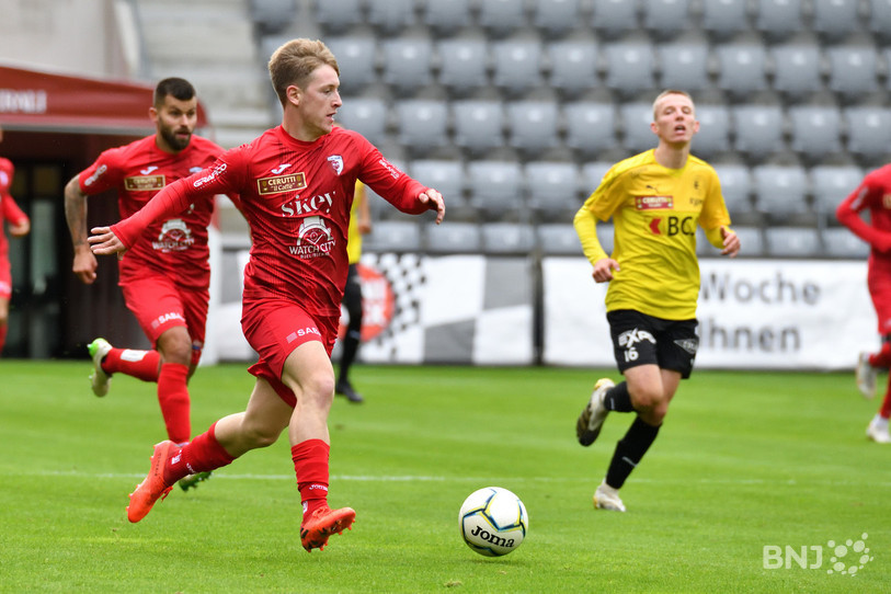 Le sort des joueurs du FC Bienne reste suspendu aux décisions du Conseil fédéral. (Photo :
archives Georges Henz)