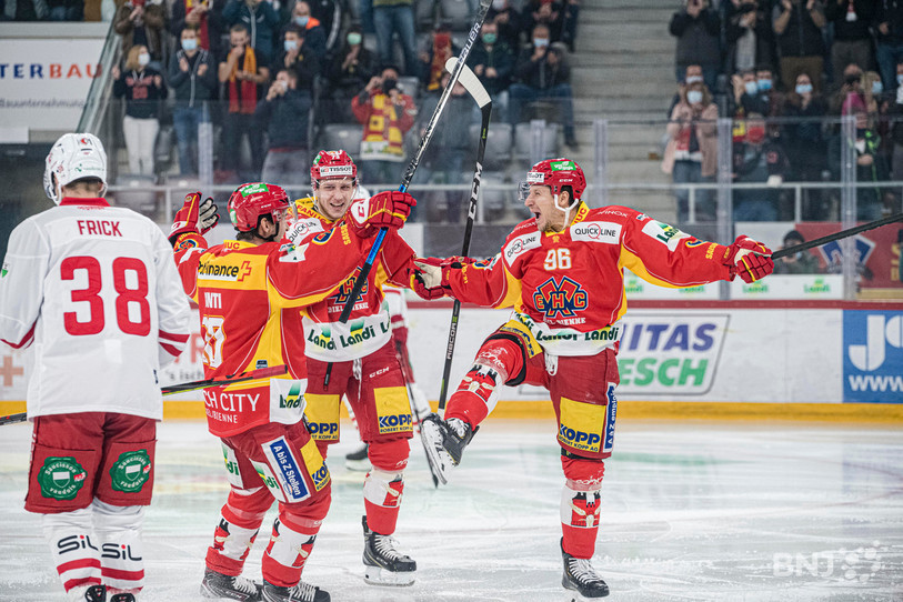 Damien Brunner et les Biennois ont été d'une efficacité redoutable devant le but lausannois. (Photo : Jonathan Vallat)