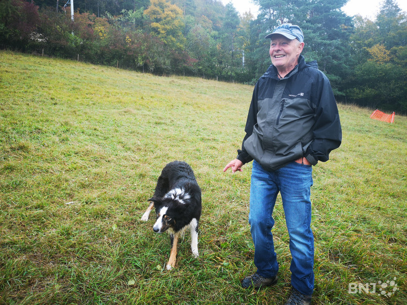Jean-Claude Sigrist entretient une complicité unique avec ses chiens, toujours demandeurs d'un entrainement en pleine nature