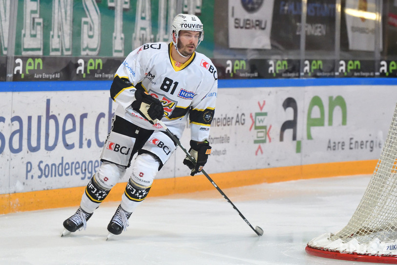 Mathias Joggi a marqué à 5 contre 4 pour le HCA à Weinfelden (photo : archives Georges Henz).