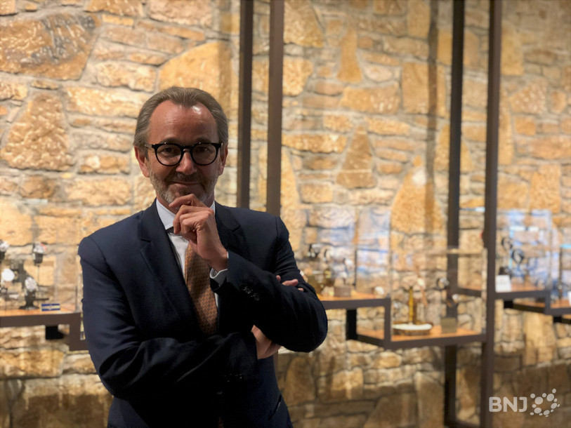 Raymond Loretan, président du Grand Prix d'Horlogerie de Genève, était présent mercredi à La Chaux-de-Fonds pour le vernissage de l'exposition.