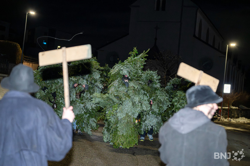 Les Sauvages étaient de sortie dimanche soir au Noirmont. (Photo : Jonathan Vallat).