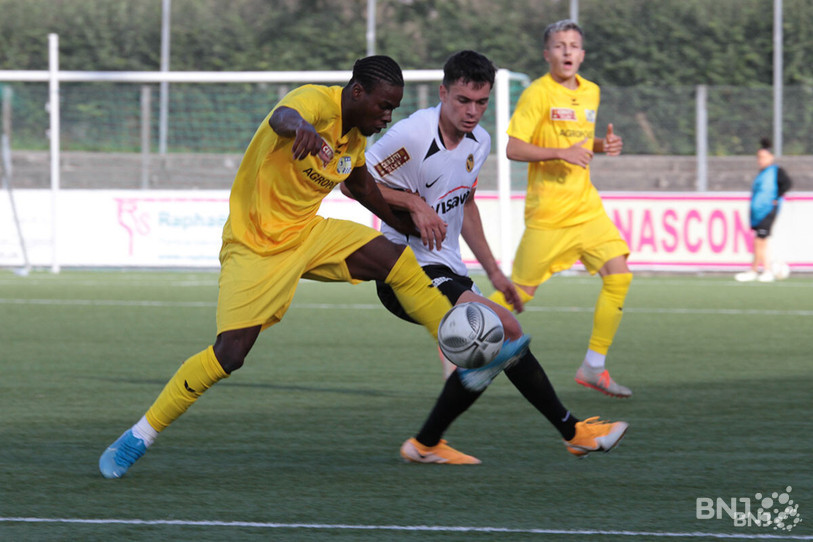Le FC La Chaux-de-Fonds a fait preuve de caractère samedi après-midi mais cela n'a pas suffi face au Team Vaud M21. (photo : archives)