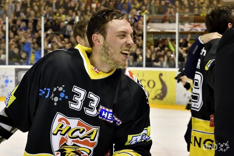 Le titre de champion de Ligue B décroché avec le HC Ajoie en 2016 reste le plus beau obtenu par Anthony Rouiller (photo : archives/Georges Henz).