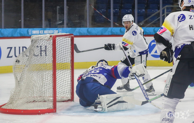 Après avoir sorti Kloten en 8e de finale de Coupe de Suisse, Philip-Michaël Devos et le HC Ajoie attendent Berne dans leur nouvelle antre le 30 novembre (photo : Mauricette Schnider).