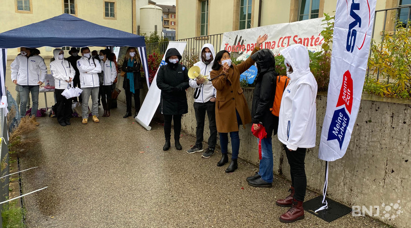 Malgré la pluie, les manifestants ont tenu à faire entendre leurs revendications.