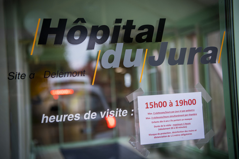 Le renfort de la PC permettra de rapatrie une partie du personnel vers les unités Covid. (Photo : KEYSTONE/Jean-Christophe Bott).