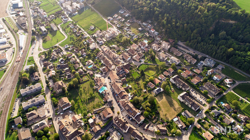 Le projet pourrait remodeler une partie du territoire communal de Cornaux. (Photo : archives).