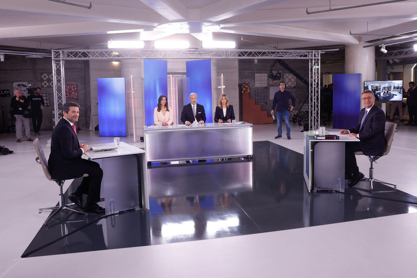 Les deux candidats ont notamment échangé lors d'un débat télévisé. (Photo : EPA/ANTONIO PEDRO SANTOS).