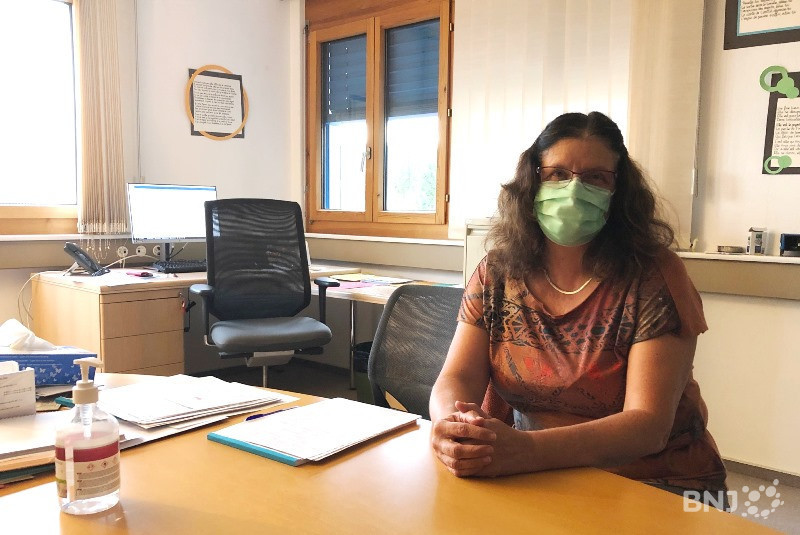La doctoresse Danielle Charmillot estime qu'il est important de maintenir de l'activité hors-professionnelle durant cette deuxième vague de la crise sanitaire.