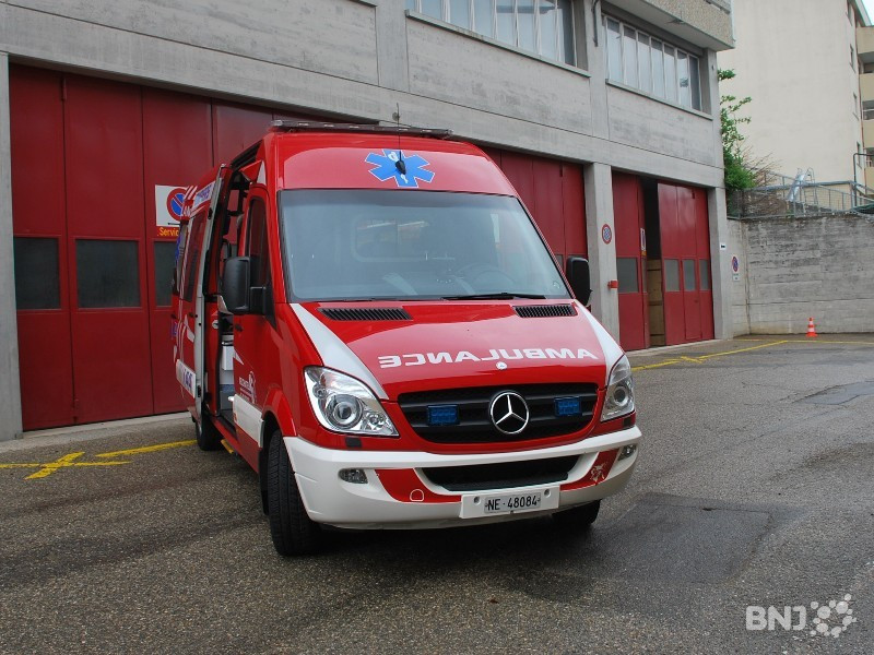 Les ambulanciers ne sont pas sous l'eau comme le sont les hôpitaux. (Photos archives). 