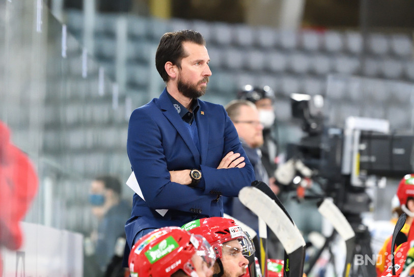 Lars Leuenberger et son HC Bienne ne grifferont plus la glace ces prochains jours (photo : Georges Henz).