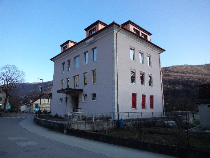 L'ancien collège de Péry doit être rénové et mis aux normes. (Photo: municipalité de Péry-La Heutte)
