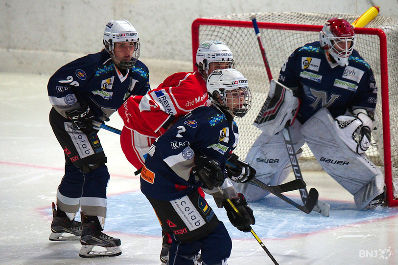 Les joueuses neuchâteloises ont connu un départ difficile avant de renverser le match dans le dernier tiers temps. (photo: Pierre Boldt)