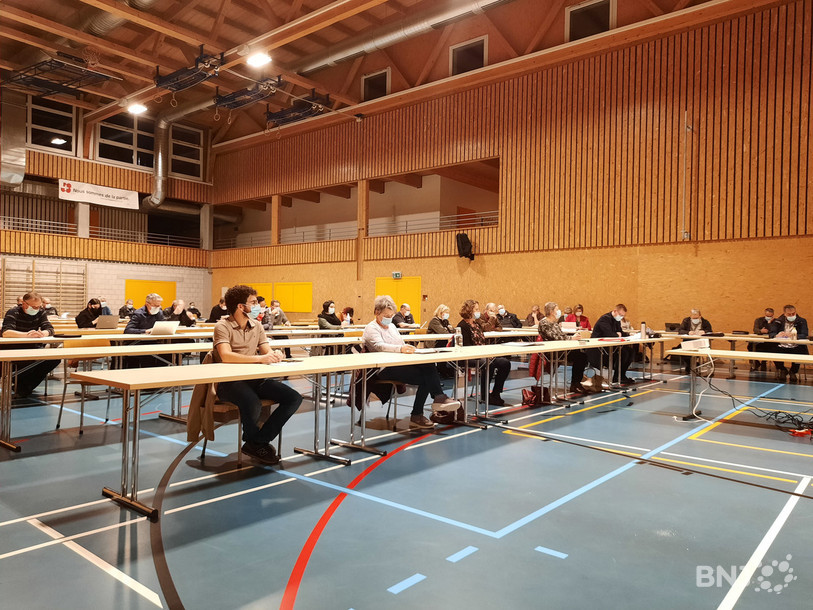 Les élus de Haute-Sorne ont siégé masqués ce lundi soir à Glovelier.