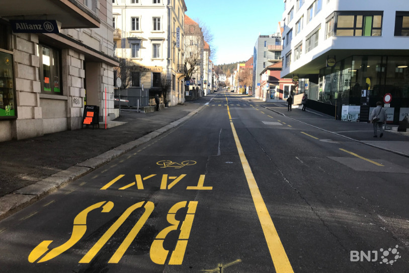 Dès le 13 décembre, les bus emprunteront à nouveau la rue du Modulor à La Chaux-de-Fonds. En échange, les cyclistes auront une voie dédiée sur la rue voisine du Docteur Coullery.