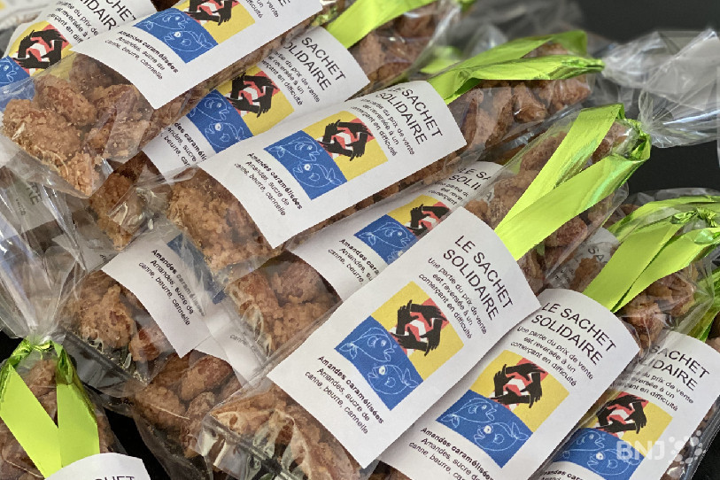 Jessica Muriset a imaginé des sachets solidaires pour venir en aide aux commerçants du Landeron et de La Neuveville touchés par la pandémie. (Photo : Jessica Muriset)