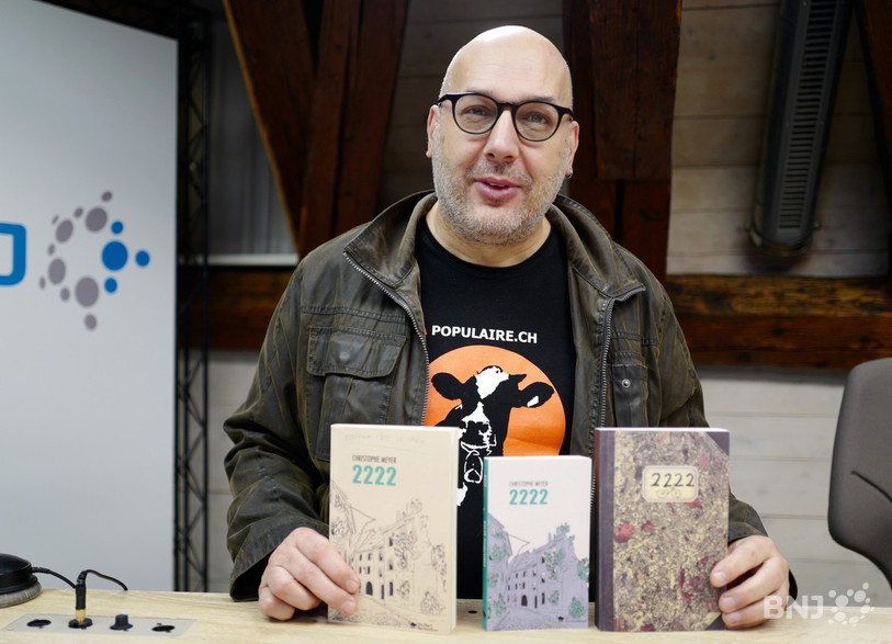 L’artiste ajoulot, Christophe Meyer, nous a présenté son nouveau livre.