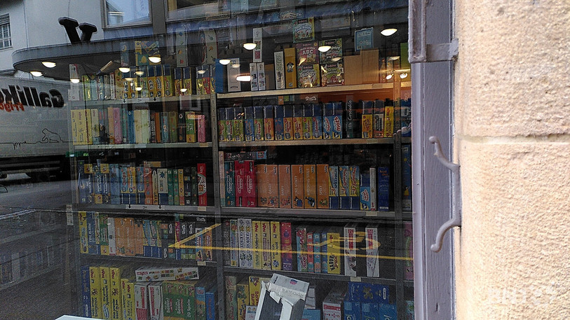 Delirium Ludens à Bienne a environ 20'000 jeux en stock.