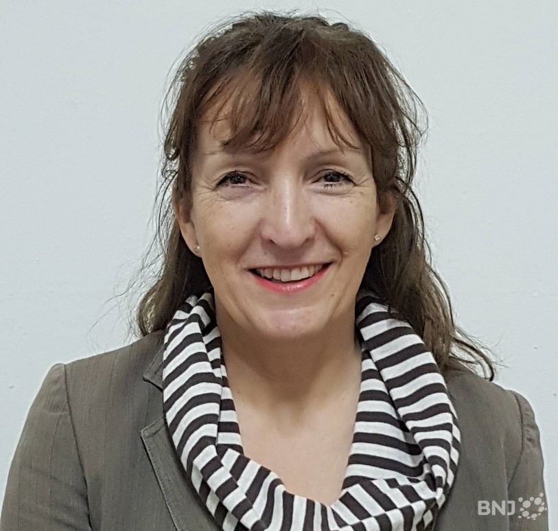 Antonia Zbinden, responsable du placement des bénévoles au sein de BENEVOL Bienne et environs.