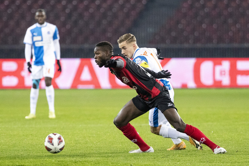 Louis Mafouta n'a pas trouvé la faille dans la défense de Grasshopper (photo : KEYSTONE/Alexandra Wey).