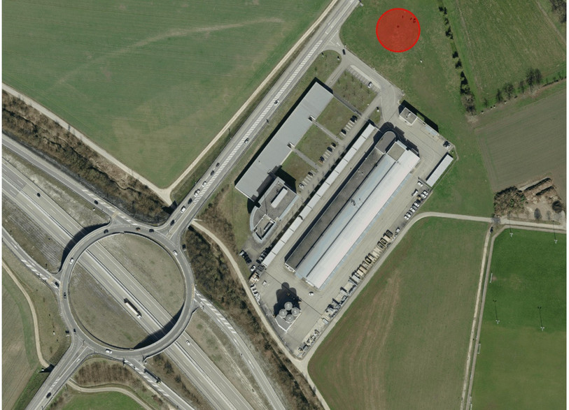 La déchèterie doit prendre place à côté du centre d'entretien de l'A16, à Delémont, où se trouve le point rouge.
