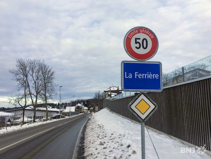 L'entrée du village depuis le canton de Neuchâtel.