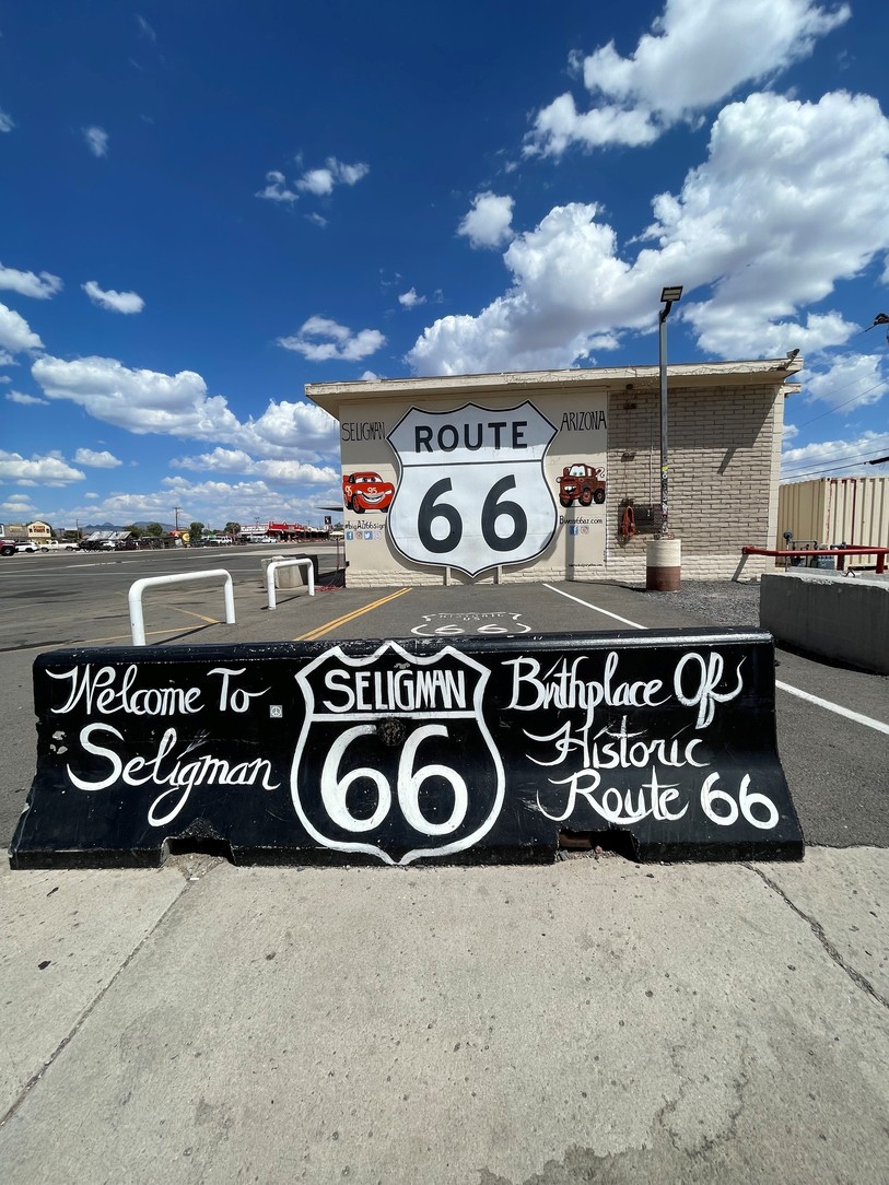 Route 66 à Seligman (AZ). Photo : Sven Borruat.