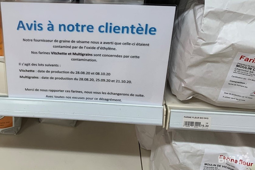 Plusieurs commerces jurassiens alertent leur clientèle sur la contamination des graines de sésame.