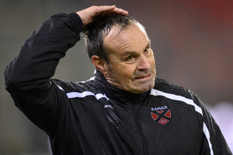 La première de Martin Rueda sur le banc de Neuchâtel Xamax FCS n'a pas été couronnée de succès (photo : KEYSTONE/Laurent Gillieron).