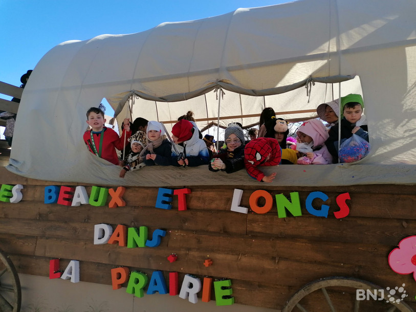 Parmi les cinq chars, celui de Boécourt.