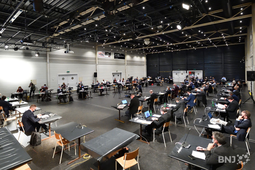 Le législatif cantonal s'est réuni jeudi matin à la Halle des expositions de Delémont. (Photo : Georges Henz).