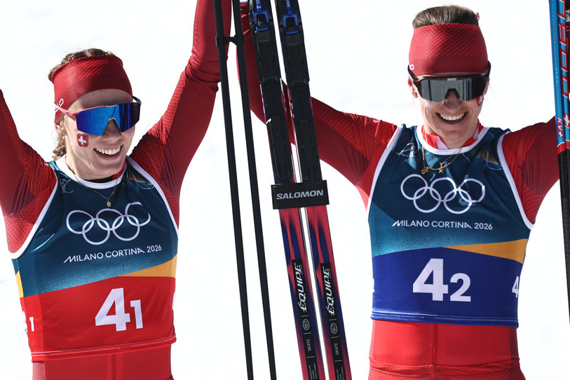 Nadine Fähndrich (à droite) et Nadja Kälin (à gauche). (Photo : KEYSTONE/EPA/FILIP SINGER)
