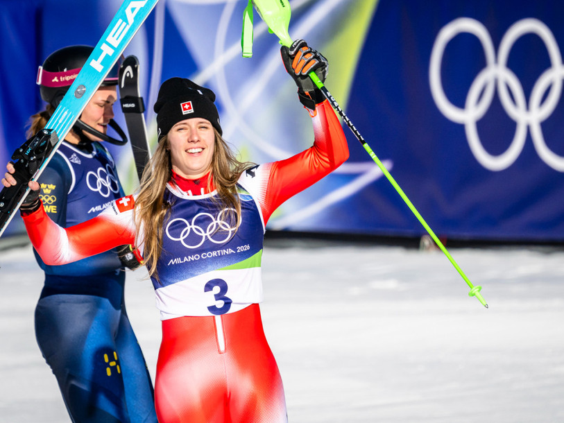 Camille Rast a décroché l'argent du slalom olympique. (Photo : KEYSTONE/JEAN-CHRISTOPHE BOTT)