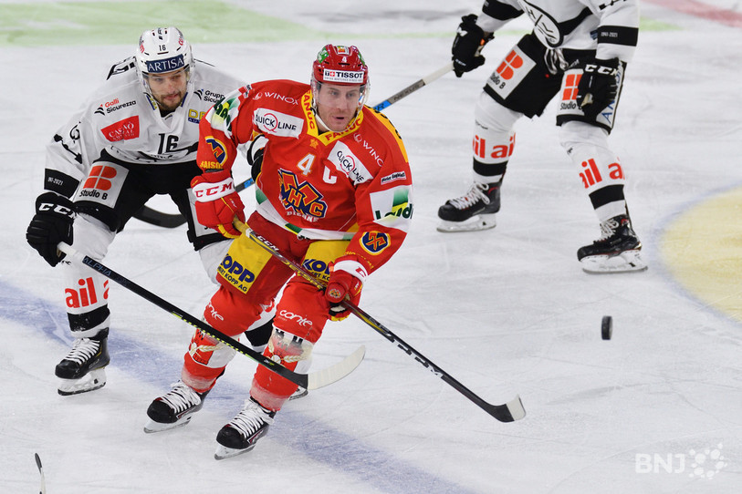 Dénouement frustrant pour le HC Bienne et son capitaine Kevin Fey (photo: Georges Henz).