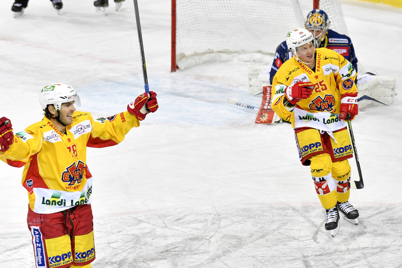 Marc-Antoine Pouliot et Toni Rajala n'avaient plus gagné à l'extérieur depuis le 10 octobre (photo : KEYSTONE/Juergen Staiger).