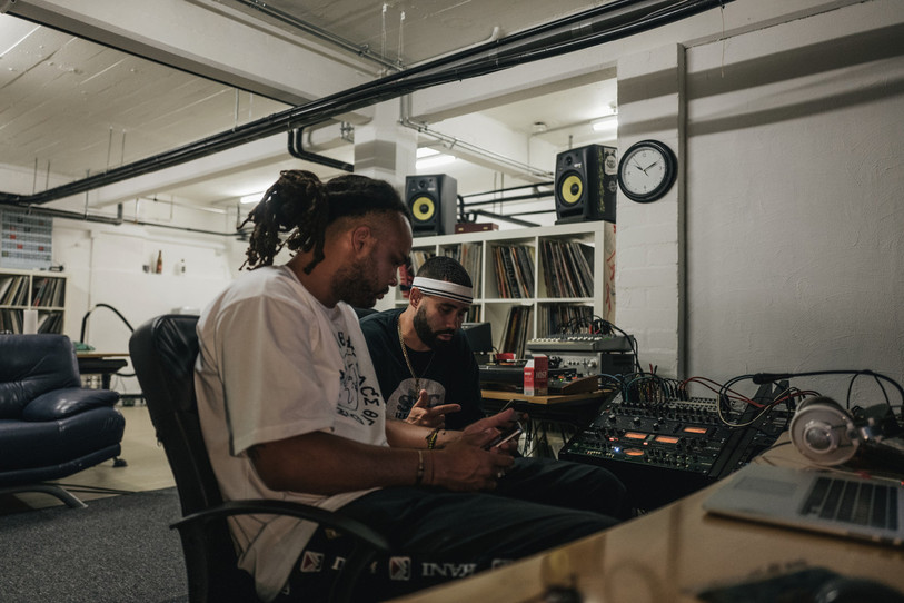 Les deux rappeurs du groupe Psycho'n'odds sont les lauréats du Prix de la culture 2020. (Photo : Ville de Bienne).