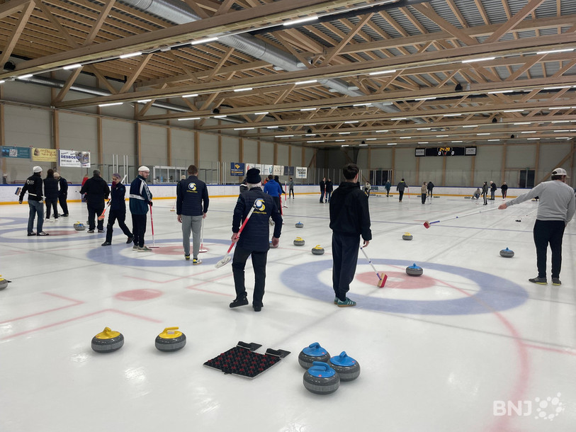 80 personnes ont découvert le curling samedi à Porrentruy.