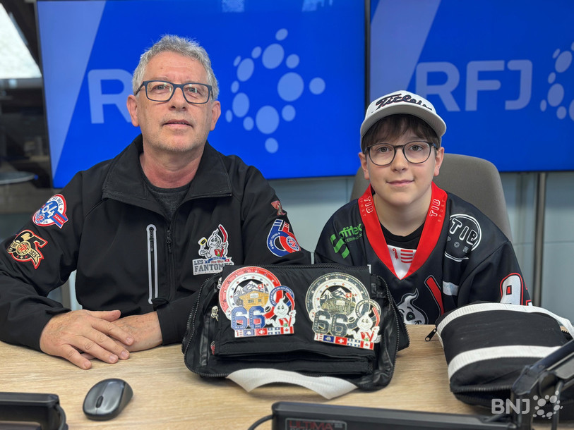 Gabriel Meusy et Enzo Comte présentaient ce lundi leur tournoi au Québec où ils ont eu l’occasion de récolter des pins des autres équipes.