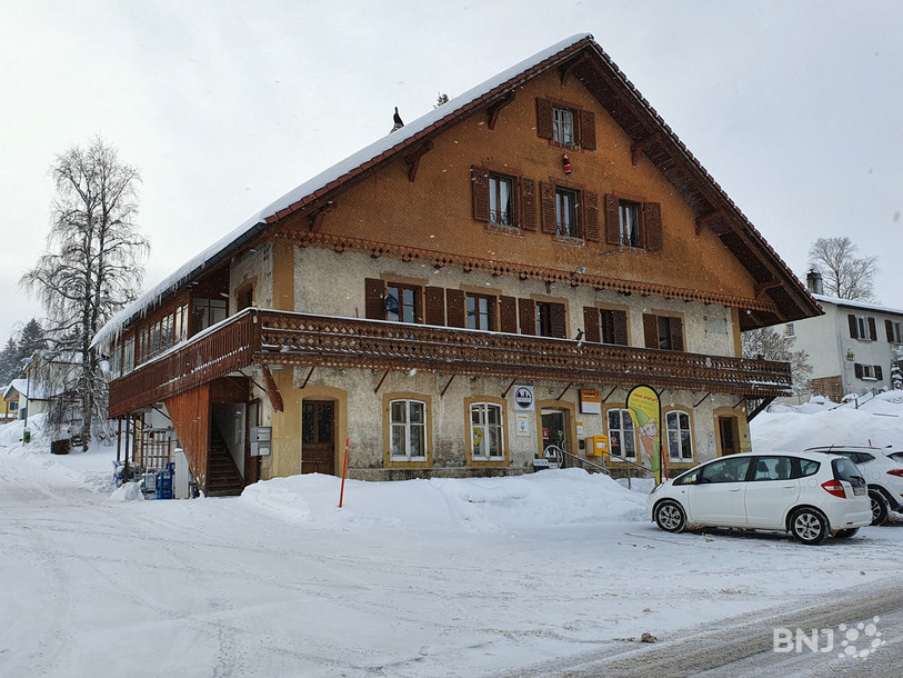 L'épicerie de La Chaux-du-Milieu restera ouverte, tout comme l'agence postale.