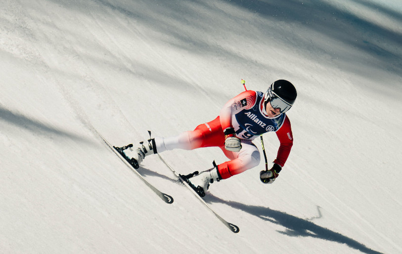 Robin Cuche espère faire fort en descente à Cortina, samedi (Swiss Paralympic/Gabriel Monnet). 