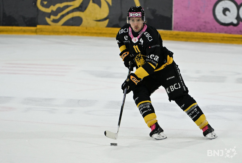 Tarmo Reunanen et le HC Ajoie n'ont rien su faire. (Photo : Georges Henz).