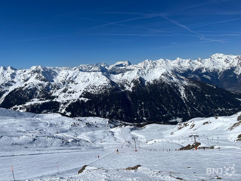 Les conditions de ce séjour étaient idéales : grand soleil, neige fraîche et hôtel bien placé.