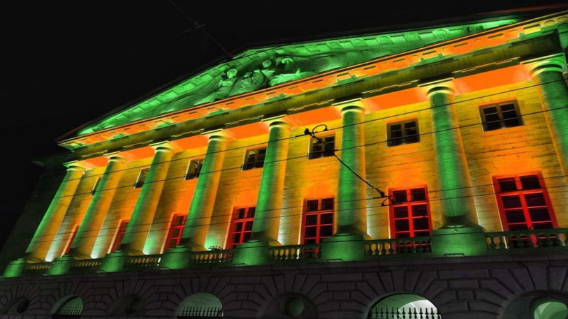 Illuminations solidaires à Neuchâtel, au Locle et à la Chaux-de-Fonds. (Photo : Ville de Neuchâtel)