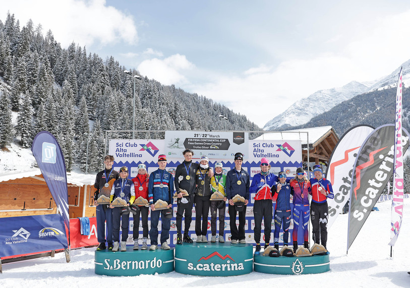 Le relais mixte suisse de Milla Pittier s'est imposé devant un autre quatuor helvétique dimanche en Italie. (Photo : Newspower.it)