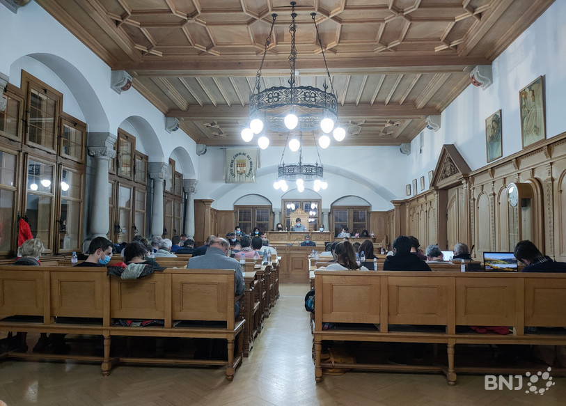Les élus du Conseil général ont voté un budget historique pour la nouvelle commune fusionnée mercredi soir.