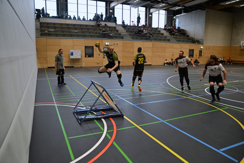 Les Beehives ont participé à un tournoi européen en Allemagne ce weekend. (Photo: Tchoukball Club La Chaux-de-Fonds)