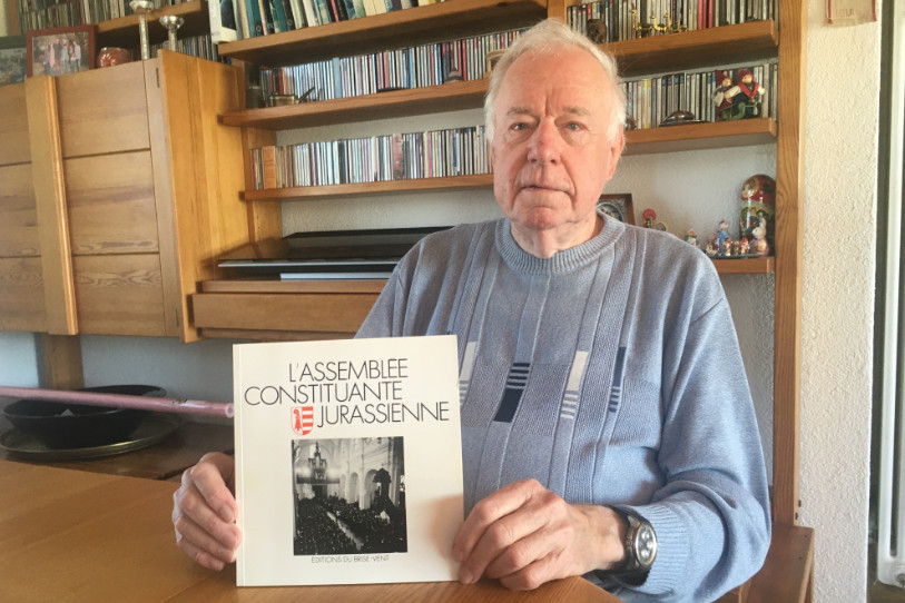 René Girardin avait été élu dans le district des Franches-Montagnes sous la
bannière du Parti socialiste.